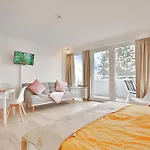 Апартаменты Strandhotel Sweet Little Pearl Шарбойц